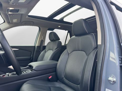 Used 2024 Honda Pilot Elite image 9