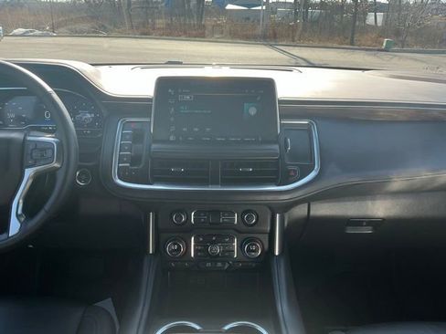 Used 2024 Chevrolet Suburban Z71 w/ Off-Road Capability Package image 27