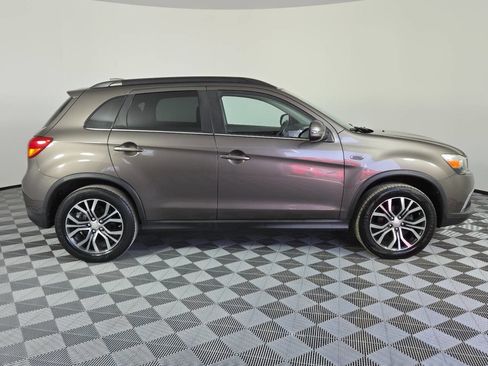 Used 2017 Mitsubishi Outlander Sport SEL AWD/4WD image 8