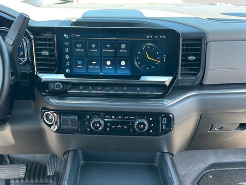 Used 2025 Chevrolet Silverado 2500 LTZ w/ LTZ Premium Package AWD/4WD image 11