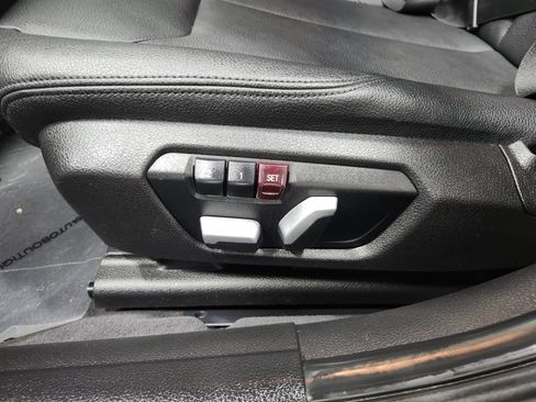 Used 2016 BMW 320i xDrive Sedan image 21