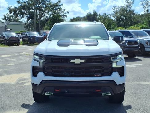 Used 2022 Chevrolet Silverado 1500 LT Trail Boss w/ LT Trail Boss Premium Package AWD/4WD image 2