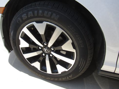 Used 2025 Honda Odyssey EX-L image 5