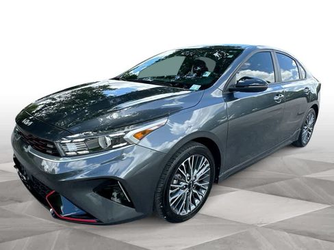 Used 2024 Kia Forte GT-Line w/ GT-Line Premium Package FWD image 4