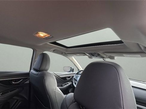 Used 2022 Subaru Outback Limited image 14