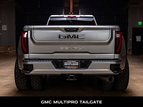 Used 2026 GMC Sierra 3500 Denali Ultimate image 8
