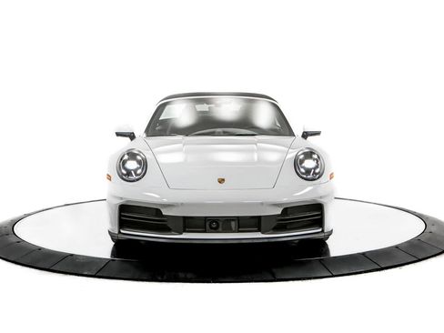Certified 2025 Porsche 911 Carrera RWD image 10