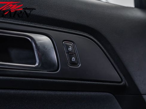 Used 2023 Ford Mustang GT RWD image 21