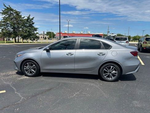 Used 2024 Kia Forte LXS FWD image 6