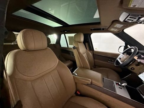 Used 2025 Land Rover Range Rover SE AWD/4WD image 42