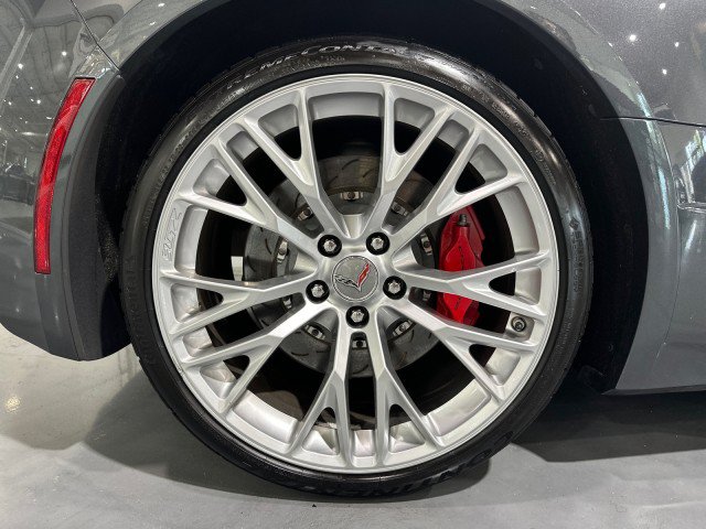 Used 2017 Chevrolet Corvette Z06 RWD image 8