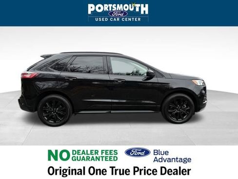 Used 2022 Ford Edge SE w/ Black Appearance Package image 6