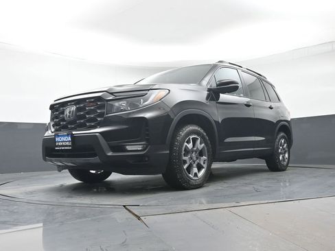 Certified 2023 Honda Passport TrailSport image 33