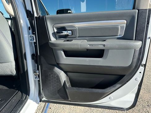 Used 2017 RAM 3500 SLT w/ Protection Group image 20