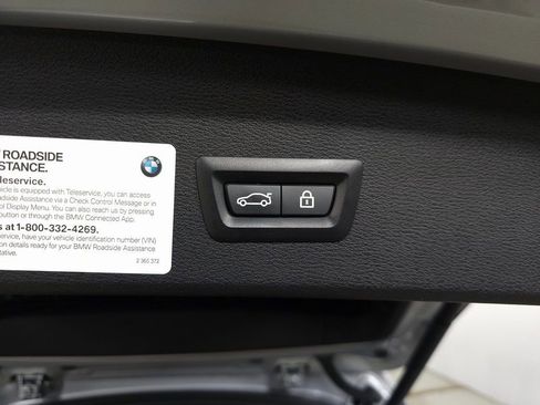 Used 2021 BMW X1 xDrive28i w/ Convenience Package image 9
