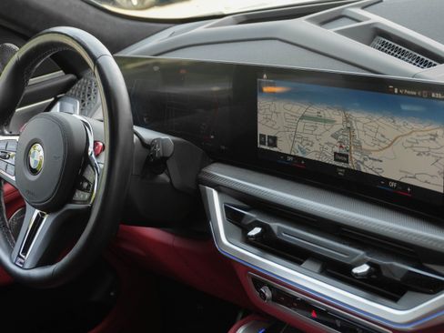Used 2023 BMW XM w/ M Driver's Package AWD/4WD image 9