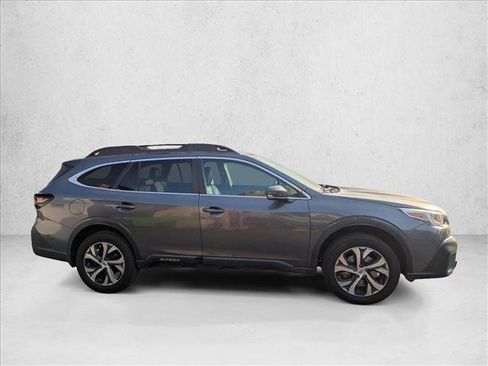 Used 2021 Subaru Outback Limited image 5