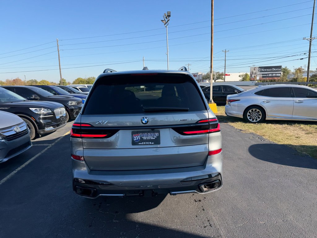 Used 2024 BMW X7 xDrive40i w/ Executive Package AWD/4WD image 4