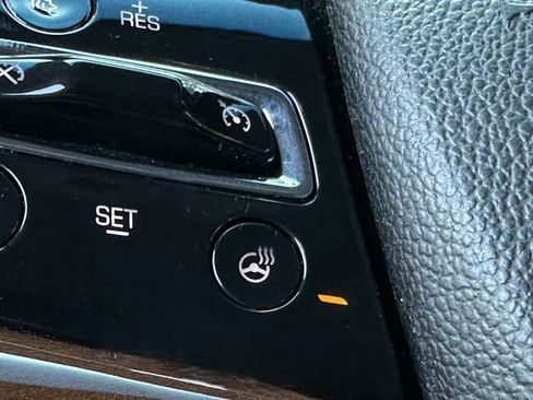 Used 2019 Cadillac Escalade 2WD image 21