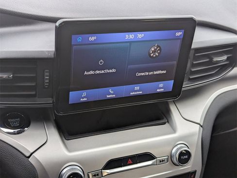 Used 2022 Ford Explorer XLT image 10