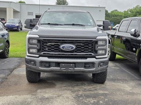 Used 2024 Ford F250 Lariat w/ Lariat Ultimate Package AWD/4WD image 2