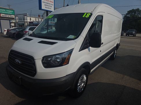 Used 2018 Ford Transit 250 148 Medium Roof RWD image 3