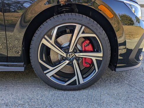 New 2024 Volkswagen GTI SE image 11