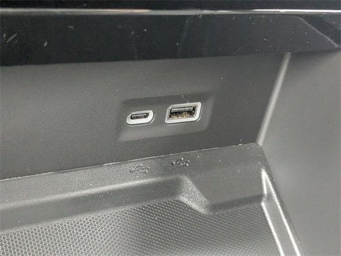 New 2026 GMC Yukon XL Elevation image 24