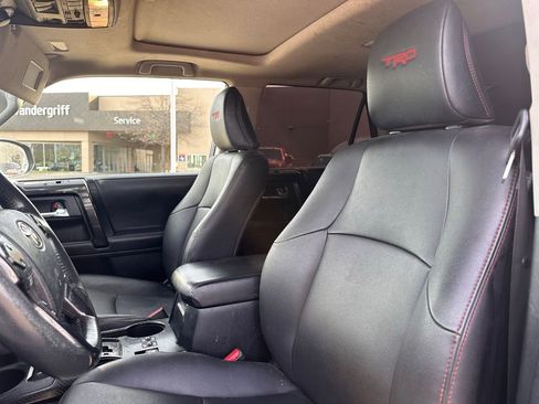 Used 2022 Toyota 4Runner TRD Off-Road Premium image 20