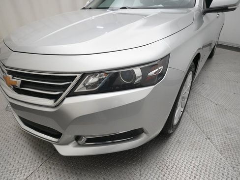 Used 2016 Chevrolet Impala LT w/ Convenience Package image 22