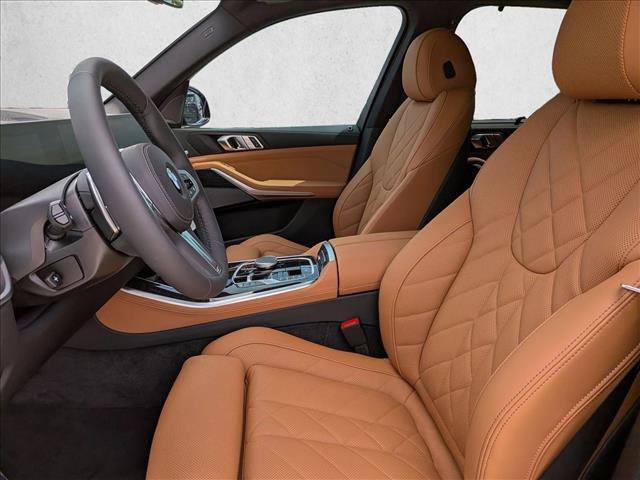 Used 2026 BMW X5 xDrive40i w/ M Sport Package AWD/4WD image 4