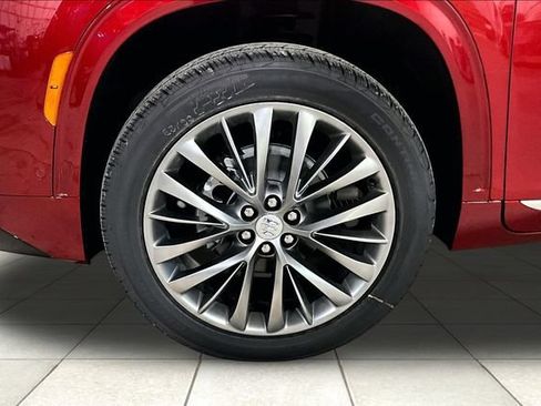 New 2026 Buick Enclave Avenir w/ Super Cruise Package AWD/4WD image 8