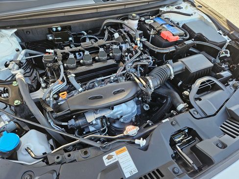 Used 2025 Honda Accord SE image 31