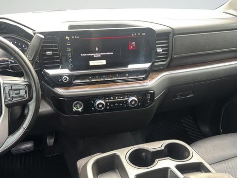 Used 2023 GMC Sierra 1500 Elevation image 15