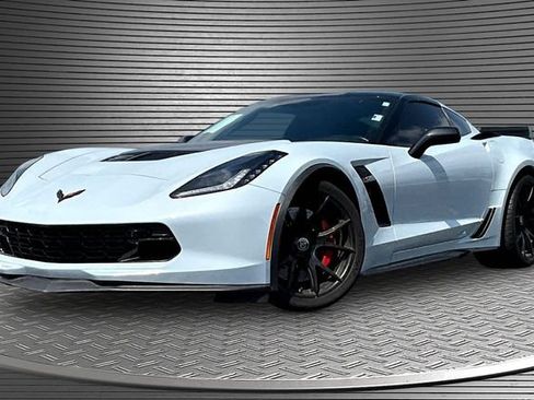 Used 2018 Chevrolet Corvette Z06 RWD image 1