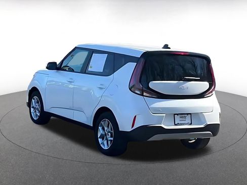 Used 2025 Kia Soul LX w/ LX Technology Package image 10