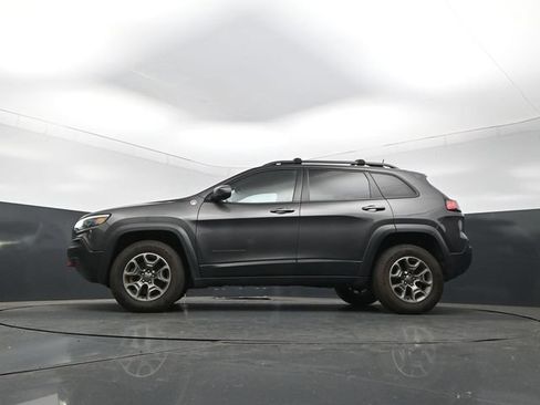 Used 2021 Jeep Cherokee Trailhawk w/ Trailer Tow Group AWD/4WD image 25