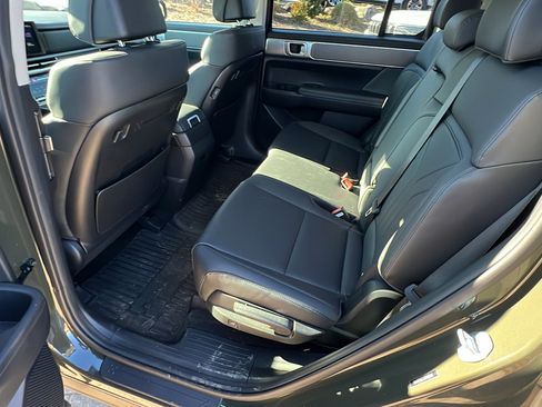 Used 2025 Hyundai Santa Fe SEL image 24