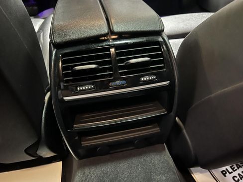 Used 2018 BMW 530e RWD image 25