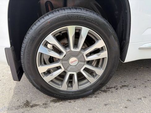 Used 2017 GMC Terrain Denali AWD/4WD image 23