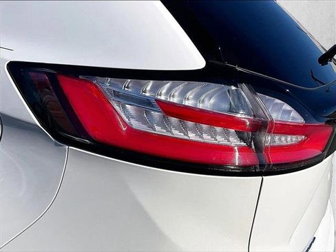 Used 2022 Ford Edge Titanium w/ Equipment Group 301A image 30