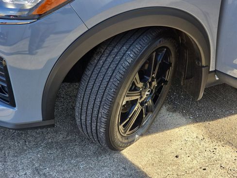 Used 2023 Nissan Kicks SR w/ SR Premium Package image 37