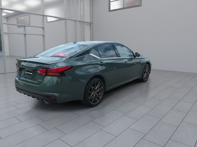 Certified 2025 Nissan Altima 2.5 SR w/ SR Premium Package AWD/4WD image 8