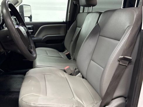 Used 2018 Chevrolet Silverado 3500 W/T w/ WT Convenience Package image 31