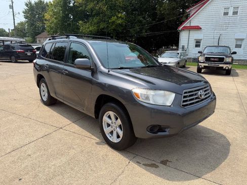 Used 2010 Toyota Highlander 2WD w/ Extra Value Pkg 2 image 5