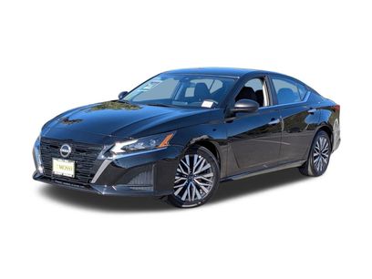 Used 2025 Nissan Altima 2.5 SV