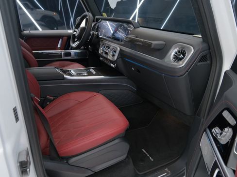Used 2026 Mercedes-Benz G 63 AMG 4MATIC image 43