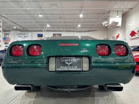Used 1996 Chevrolet Corvette Coupe RWD image 21