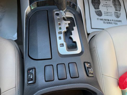 Used 2007 Toyota 4Runner Limited image 17