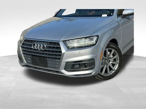 Used 2018 Audi Q7 3.0T Premium Plus w/ Premium Plus Package image 9